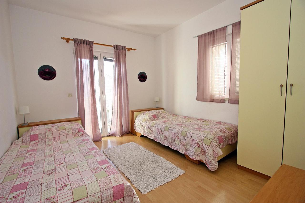 Apartments Mara 수페타르 외부 사진